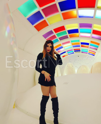 Photo escort girl AlbaFerrariOfficial : the best escort service