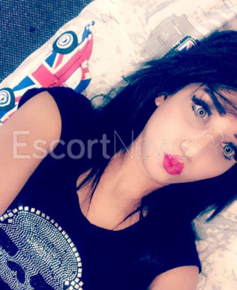 Photo escort girl Amira : the best escort service