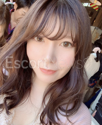 Photo escort girl Akiho: the best escort service