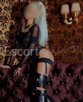 Photo escort girl Arianna: the best escort service