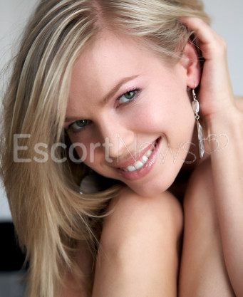 Photo escort girl VICTORIA: the best escort service