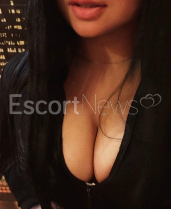 Photo escort girl Kenna: the best escort service