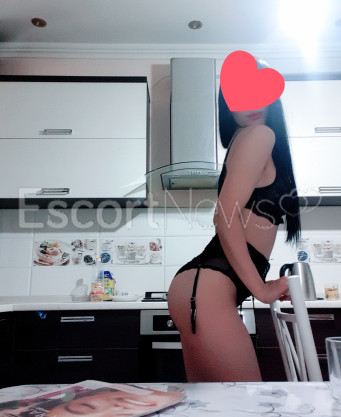 Photo escort girl Asema: the best escort service