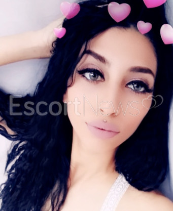 Photo escort girl Luna: the best escort service