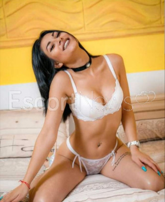 Photo escort girl Mia Khalifa: the best escort service