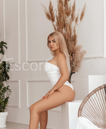 Photo escort girl Mary HOT: the best escort service