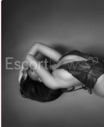 Photo escort girl Vicky: the best escort service