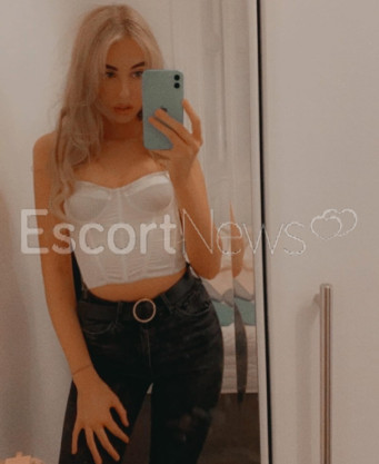 Photo escort girl Christine: the best escort service