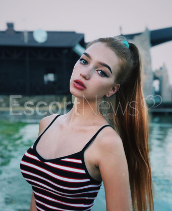 Photo escort girl Darina: the best escort service
