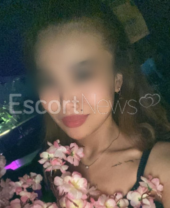 Photo escort girl Flora hot: the best escort service