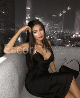 Photo escort girl Cassandra: the best escort service