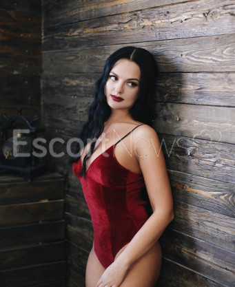 Photo escort girl Mili: the best escort service