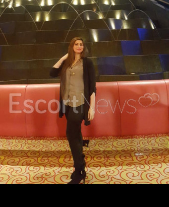 Photo escort girl Pihu: the best escort service