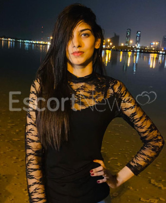 Photo escort girl Mahi: the best escort service