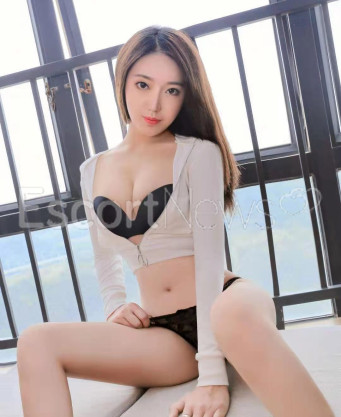 Photo escort girl Hideko: the best escort service