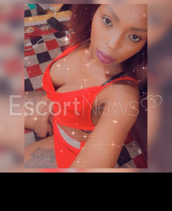 Photo escort girl Queen : the best escort service