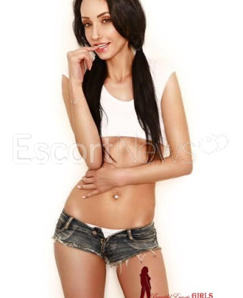 Photo escort girl Chrissy: the best escort service