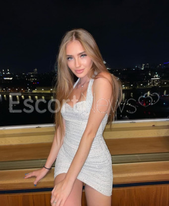 Photo escort girl Sandra: the best escort service