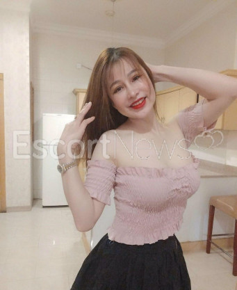 Photo escort girl LinaSalmiya: the best escort service