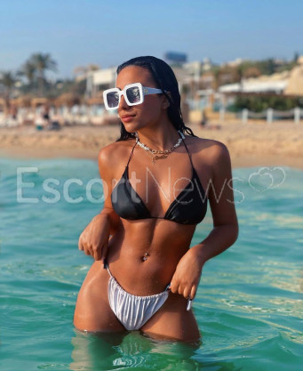 Photo escort girl Amina: the best escort service