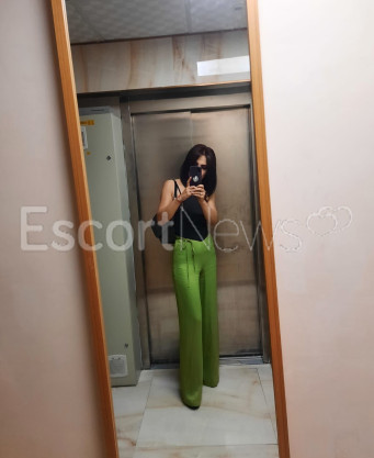 Photo escort girl Deniz: the best escort service