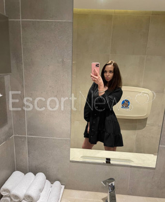 Photo escort girl Sinti: the best escort service