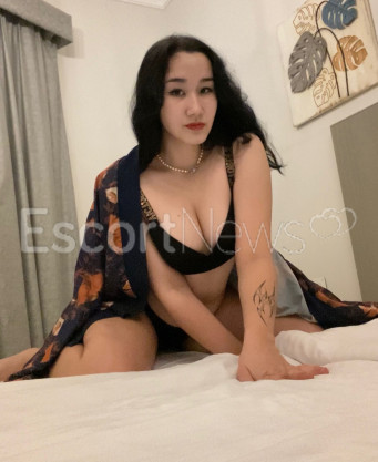 Photo escort girl Donya: the best escort service