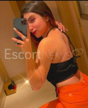 Photo escort girl Sanjna Kapoor: the best escort service