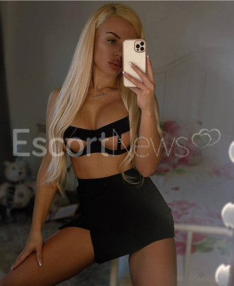 Photo escort girl Emma: the best escort service