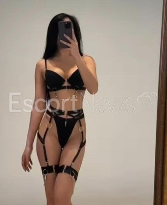 Photo escort girl Maya: the best escort service