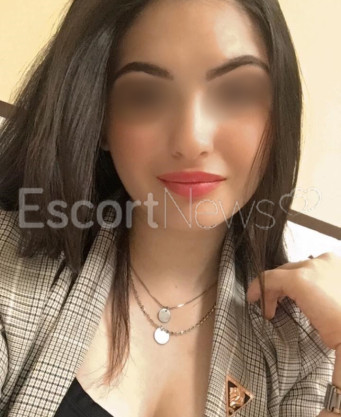 Photo escort girl Neya: the best escort service