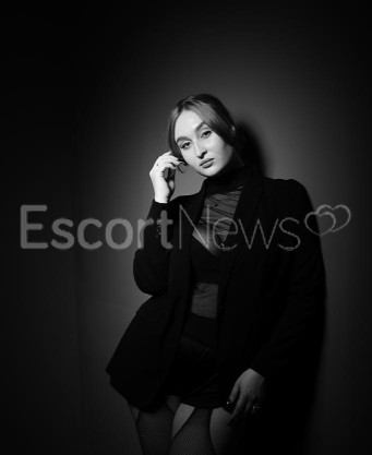 Photo escort girl Vitalina: the best escort service
