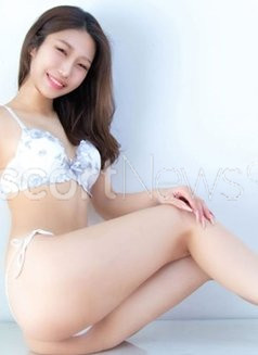 Photo escort girl Chika: the best escort service