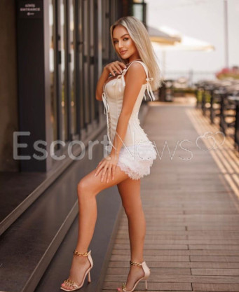 Photo escort girl Monika: the best escort service