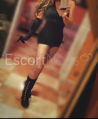 Photo escort girl Lady Sophie: the best escort service