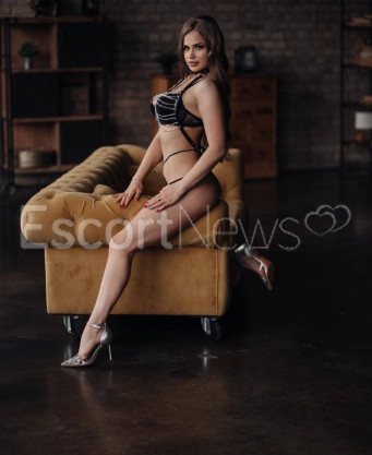 Photo escort girl Norah: the best escort service