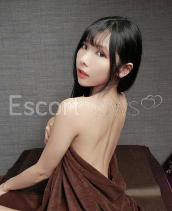 Photo escort girl Xiu Ling: the best escort service