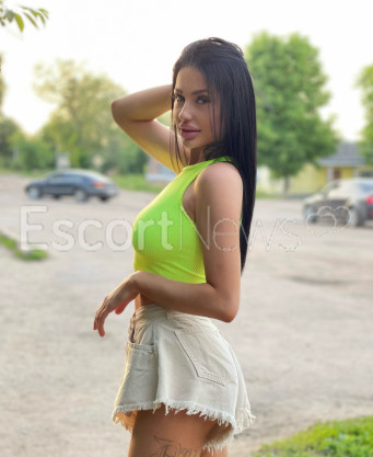 Photo escort girl Alina: the best escort service