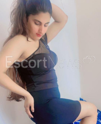 Photo escort girl Kanwal: the best escort service