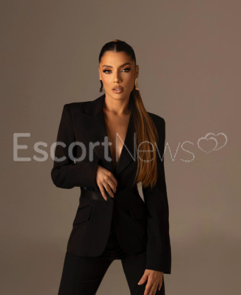 Photo escort girl Debbie : the best escort service