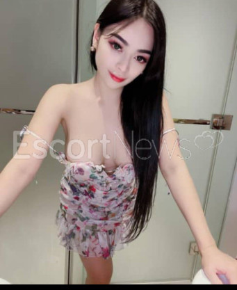 Photo escort girl Nawa: the best escort service