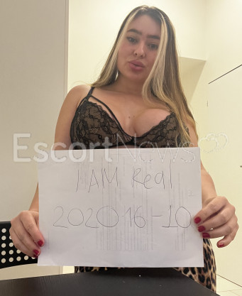 Photo escort girl Esmeralda : the best escort service