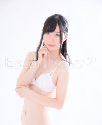 Photo escort girl KIYOKAMI: the best escort service