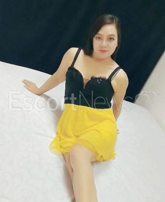 Photo escort girl Fang: the best escort service