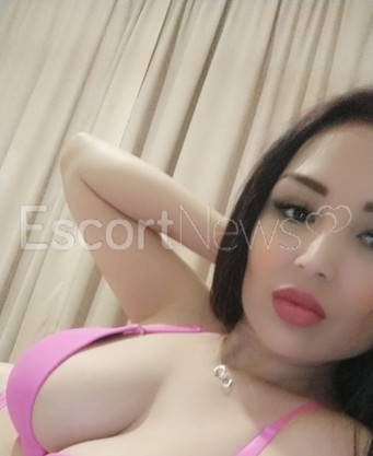 Photo escort girl Nefise: the best escort service