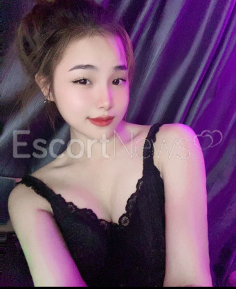 Photo escort girl Minla: the best escort service