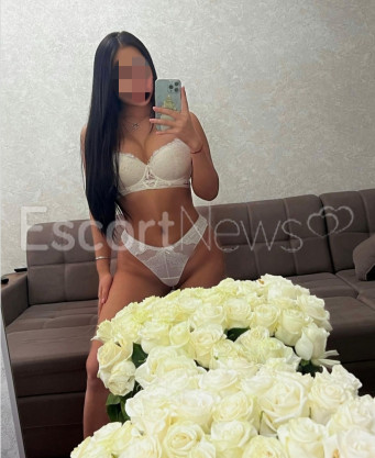 Photo escort girl Kamilla: the best escort service