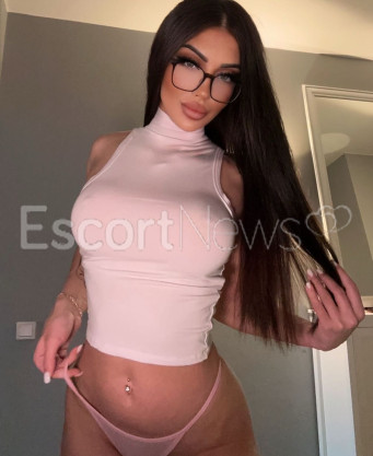 Photo escort girl Mila: the best escort service