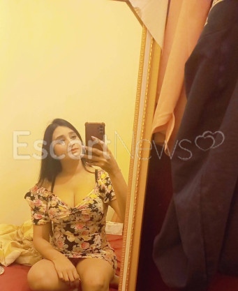 Photo escort girl Anshu Khanna: the best escort service