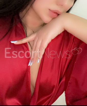 Photo escort girl Esra: the best escort service